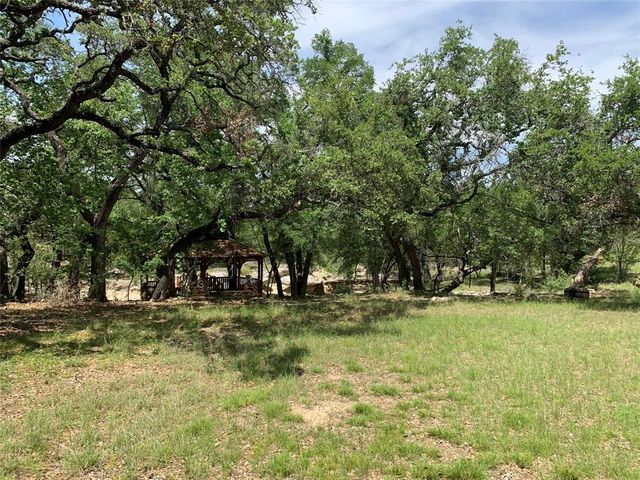 699 Hillview CIR, Dripping Springs, TX 78620