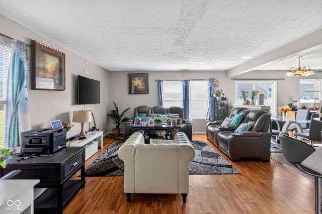 4407 Bellchime Drive, Indianapolis, IN 46235