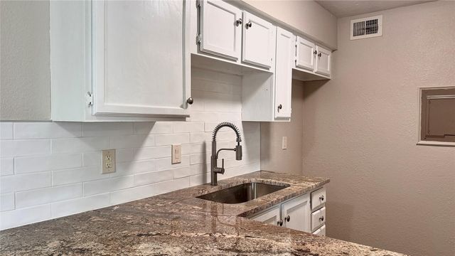 1614 Pecan Chase Circle 59, Arlington, TX 76012