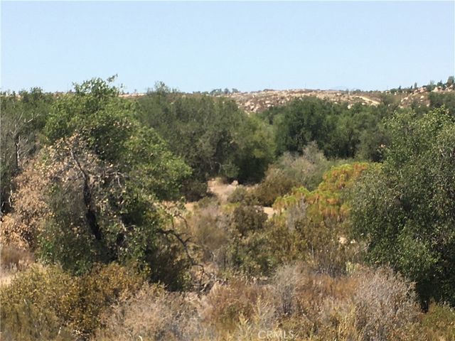 35010 Willow Creek Rd., Hemet, CA 92544