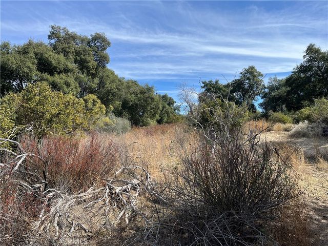 35010 Willow Creek Rd., Hemet, CA 92544