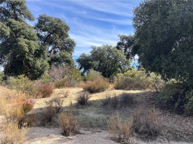 35010 Willow Creek Rd., Hemet, CA 92544