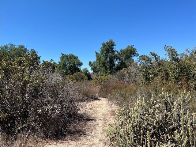 35010 Willow Creek Rd., Hemet, CA 92544