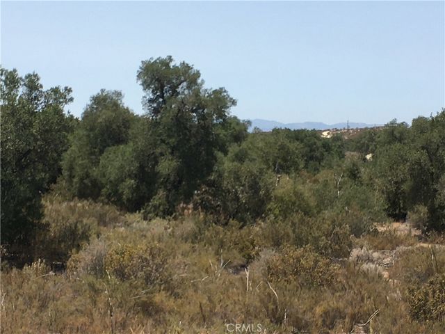 35010 Willow Creek Rd., Hemet, CA 92544