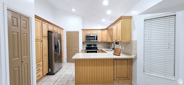 10248 S BUTTERCUP DR, Sandy, UT 84092