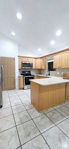 10248 S BUTTERCUP DR, Sandy, UT 84092
