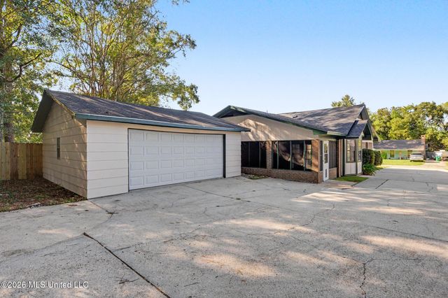 15183 N Parkwood Drive, Gulfport, MS 39503