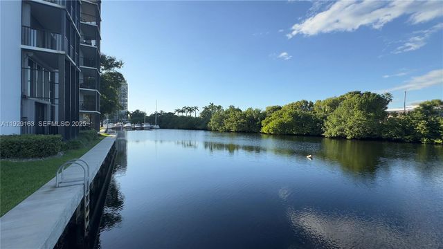 3401 N Country Club Dr 207, Aventura, FL 33180