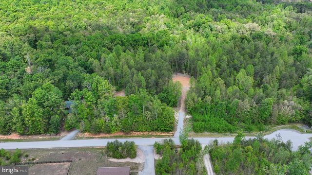541 EQUESTRIAN LANDING TRL, Bumpass, VA 23024