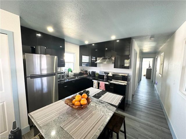 11381 Bayside BLVD, Fort Myers Beach, FL 33931