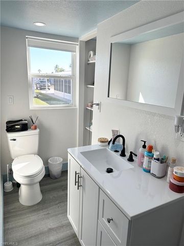 11381 Bayside BLVD, Fort Myers Beach, FL 33931