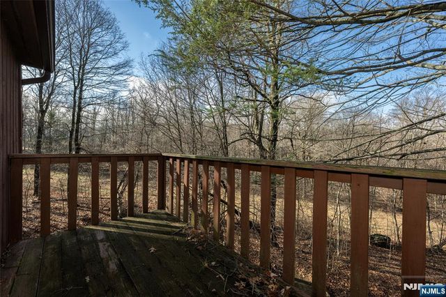 17 Village Way 7, Vernon, NJ 07462