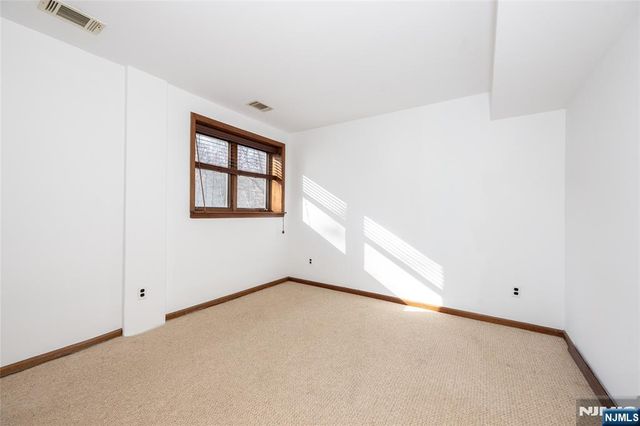 17 Village Way 7, Vernon, NJ 07462