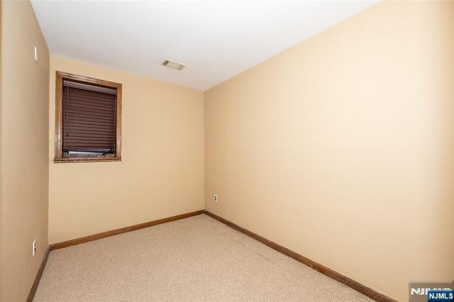 17 Village Way 7, Vernon, NJ 07462