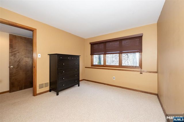 17 Village Way 7, Vernon, NJ 07462