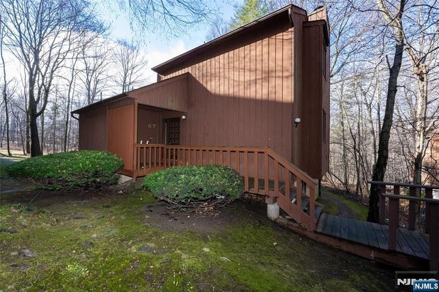 17 Village Way 7, Vernon, NJ 07462