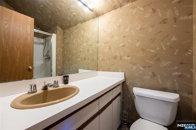 17 Village Way 7, Vernon, NJ 07462