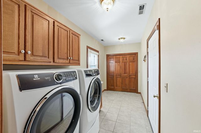 7215 Wintergreen Drive, Fort Wayne, IN 46814