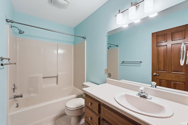 7215 Wintergreen Drive, Fort Wayne, IN 46814