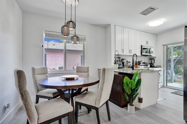 1590 NW 7th Lane, Pompano Beach, FL 33060