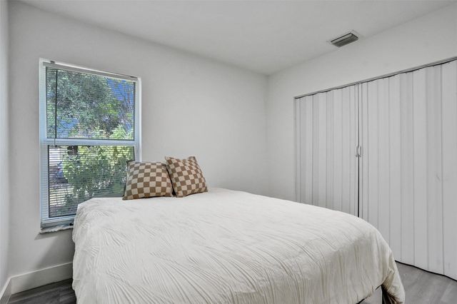 1590 NW 7th Lane, Pompano Beach, FL 33060