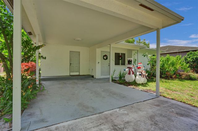 1590 NW 7th Lane, Pompano Beach, FL 33060