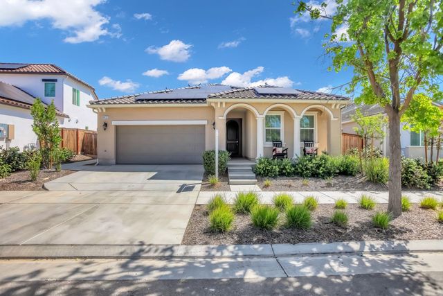 4433 Oak Knoll Road, Madera, CA 93636