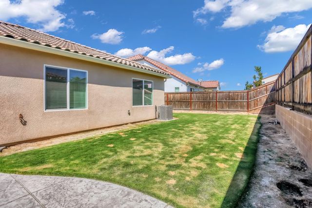 4433 Oak Knoll Road, Madera, CA 93636