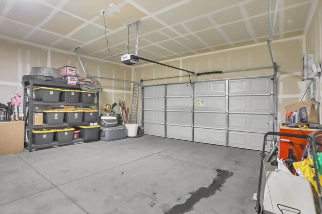 4433 Oak Knoll Road, Madera, CA 93636