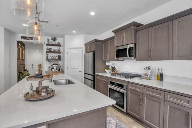 4433 Oak Knoll Road, Madera, CA 93636