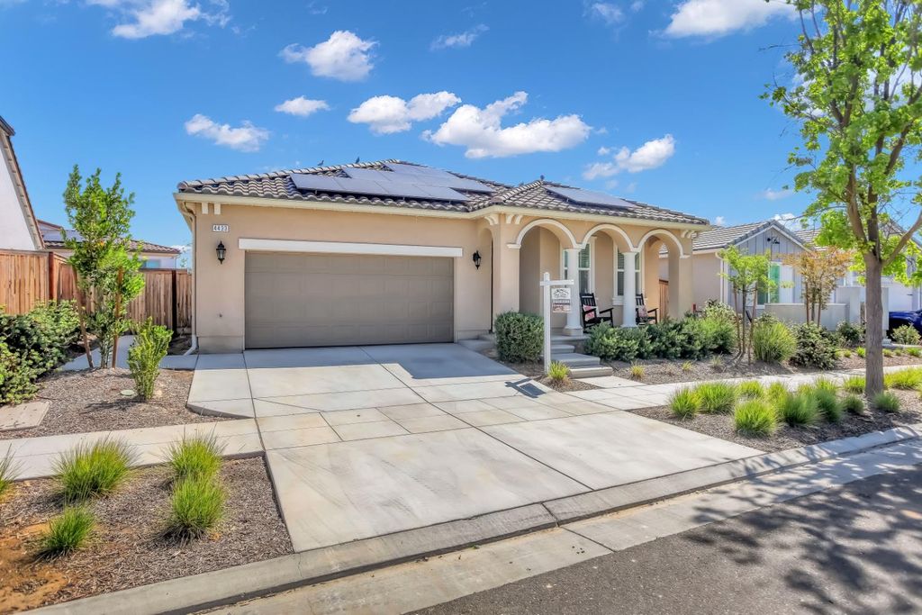 4433 Oak Knoll Road, Madera, CA 93636