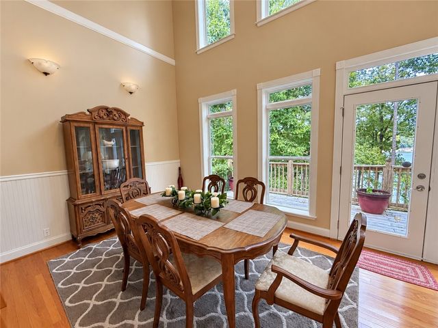669 Shorewood Circle, Toccoa, GA 30577