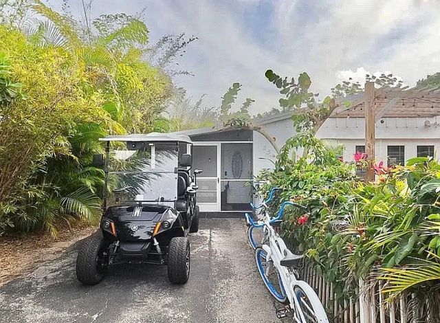 250 NE 13th Street, Delray Beach, FL 33444