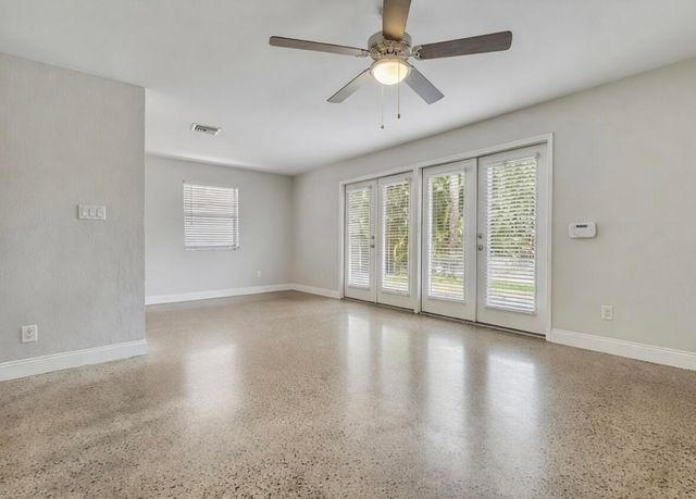 250 NE 13th Street, Delray Beach, FL 33444