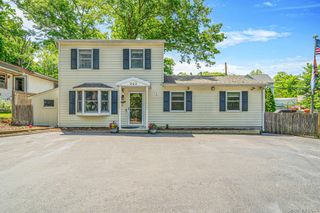 242 Lower Rocky Point Road, Sound Beach, NY 11789