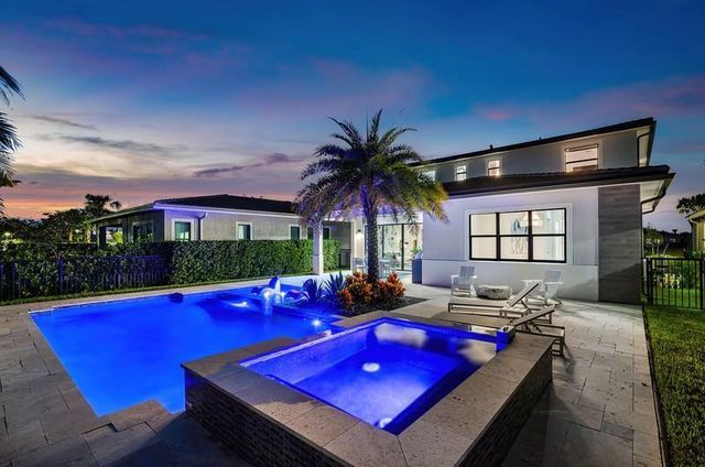 12676 Solana Bay Circle, Palm Beach Gardens, FL 33412