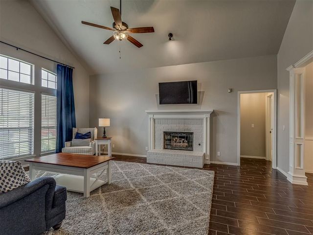 309 Whitman Court, Edmond, OK 73003