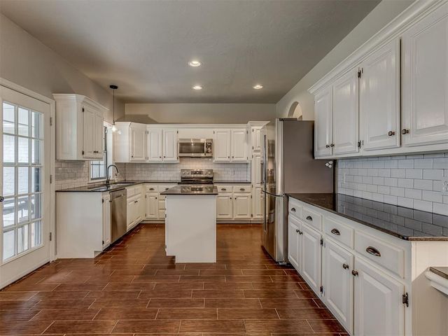 309 Whitman Court, Edmond, OK 73003