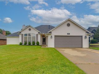 309 Whitman Court, Edmond, OK 73003