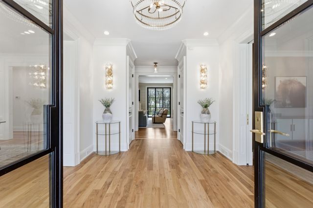 301 Westview Ave, Nashville, TN 37205