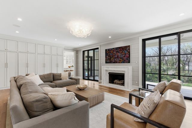 301 Westview Ave, Nashville, TN 37205