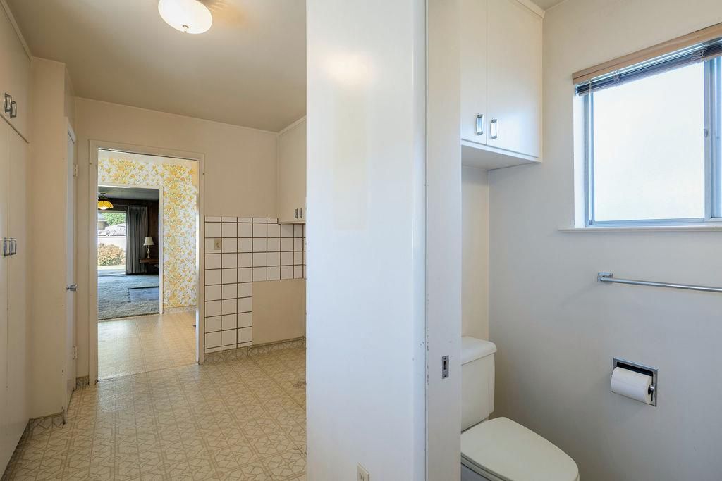 Image 18 of property listing at 822 W Princeton Avenue, Fresno, CA 93705