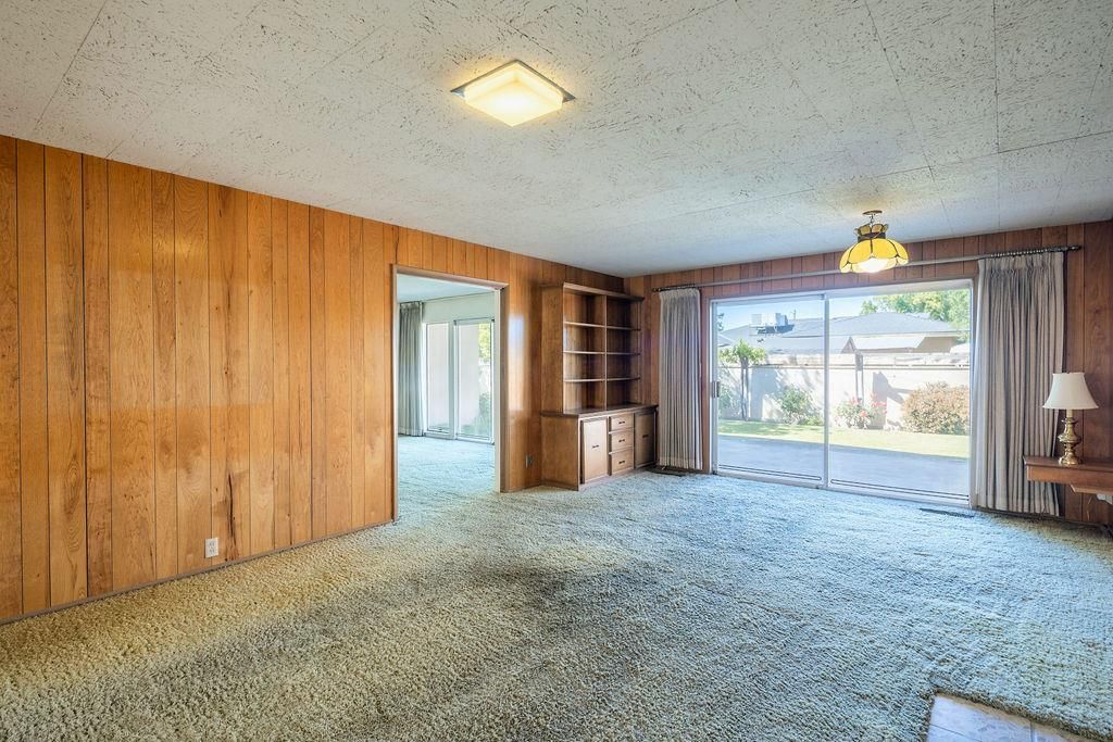 Image 20 of property listing at 822 W Princeton Avenue, Fresno, CA 93705