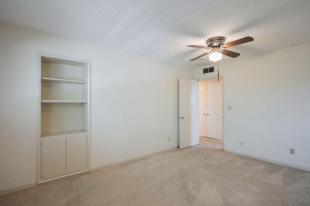 Image 30 of property listing at 822 W Princeton Avenue, Fresno, CA 93705