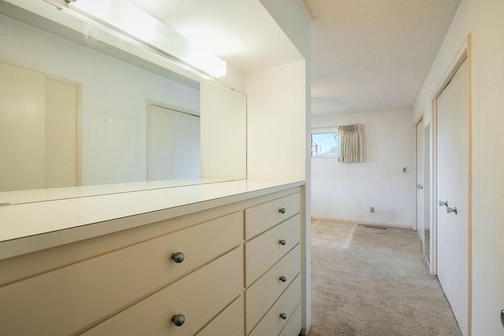 Image 33 of property listing at 822 W Princeton Avenue, Fresno, CA 93705