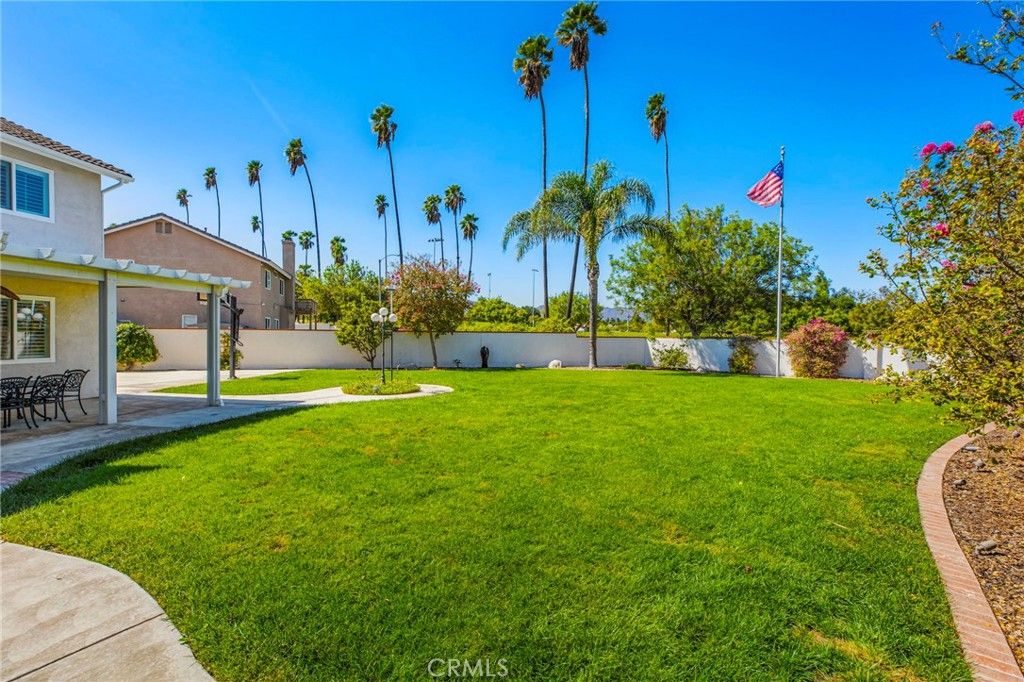 1307 Birdsong, Corona, CA 92881 — photo 3