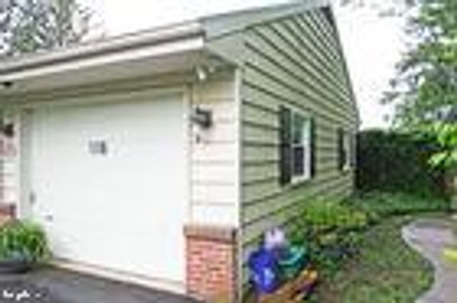 116 HERSHEY RD, Lititz, PA 17543