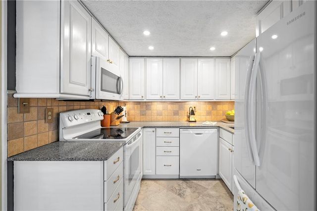 2476 Cedar Canyon Court SE, Marietta, GA 30067