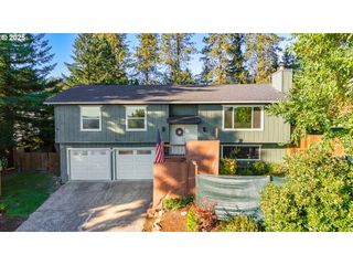 9175 Se LYNN Ln, Happy Valley, OR 97086