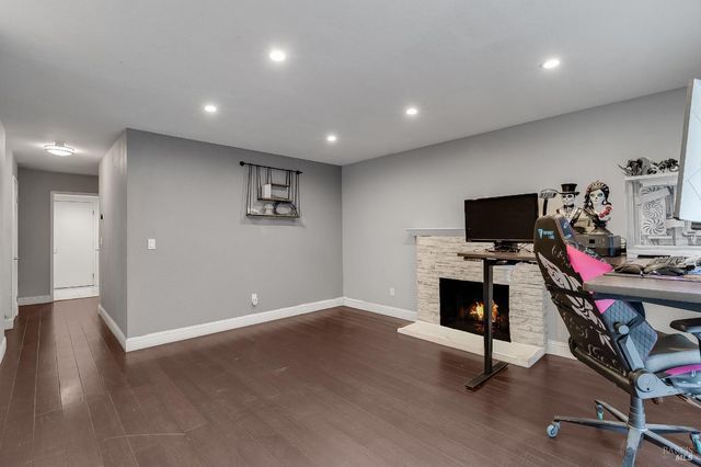 257 Valley Oak Ln, Vallejo, CA 94591